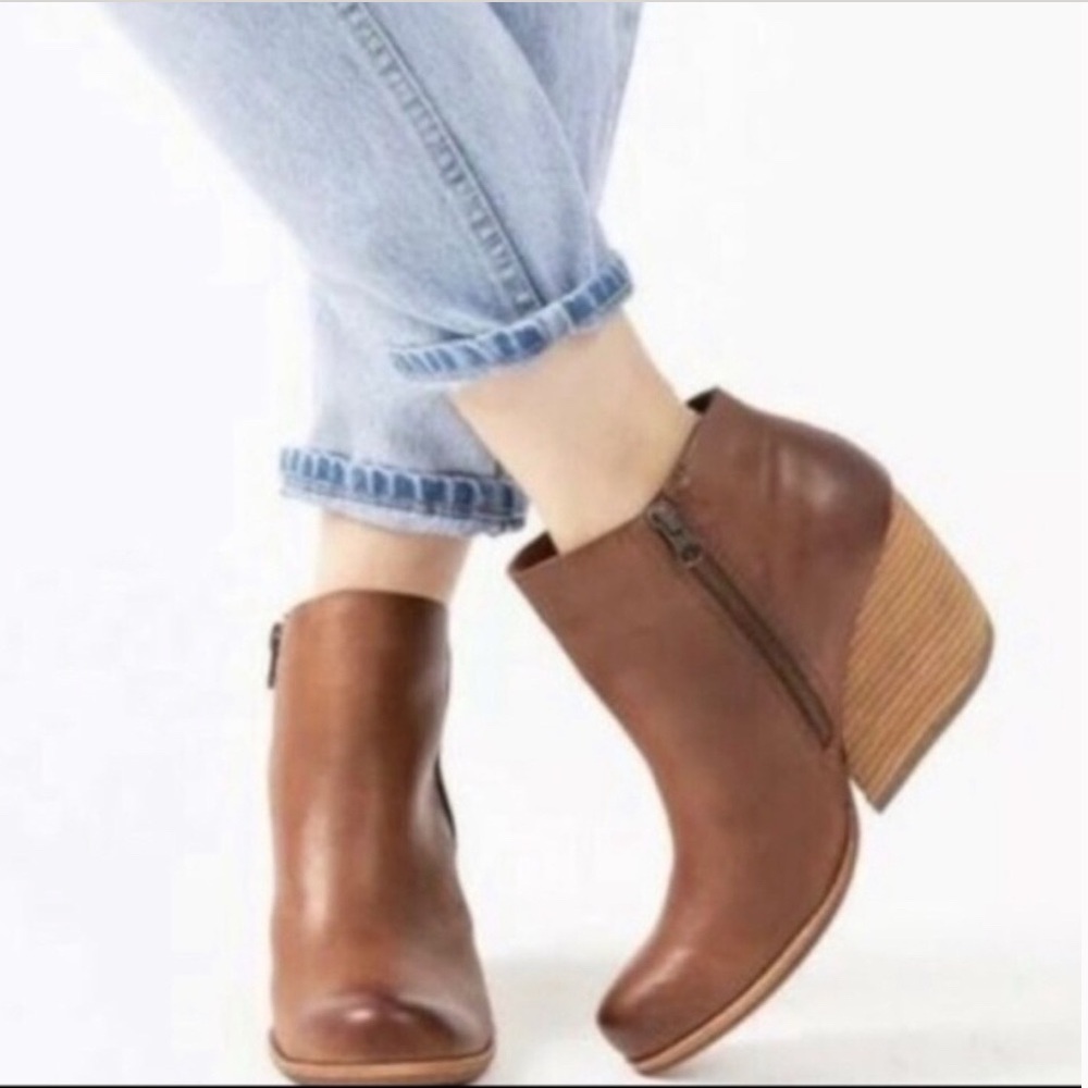KORK EASE Natalya Stacked Wedge Brown Distressed Booties Boots Size 41 US 9.5